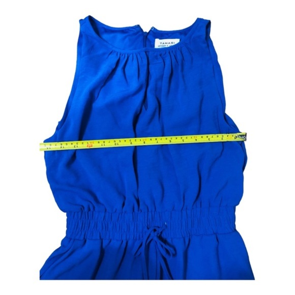 TAHARI blue smocked waist sleeveless  keyhole neck belted‎ jumpsuit size 6 new - Picture 15 of 16